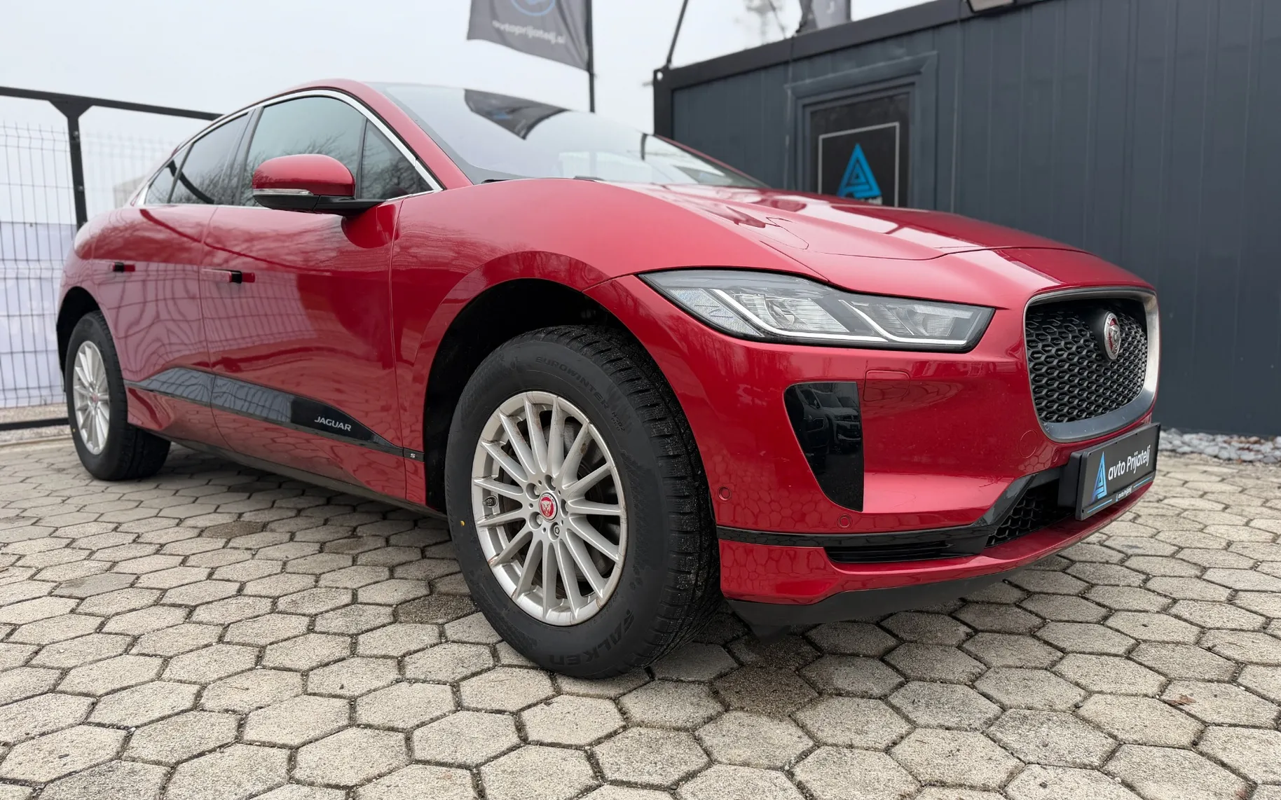 Zunanja slika - Jaguar I-PACE - USNJE | 4WD | NOVA BATER | UGODNO - 16