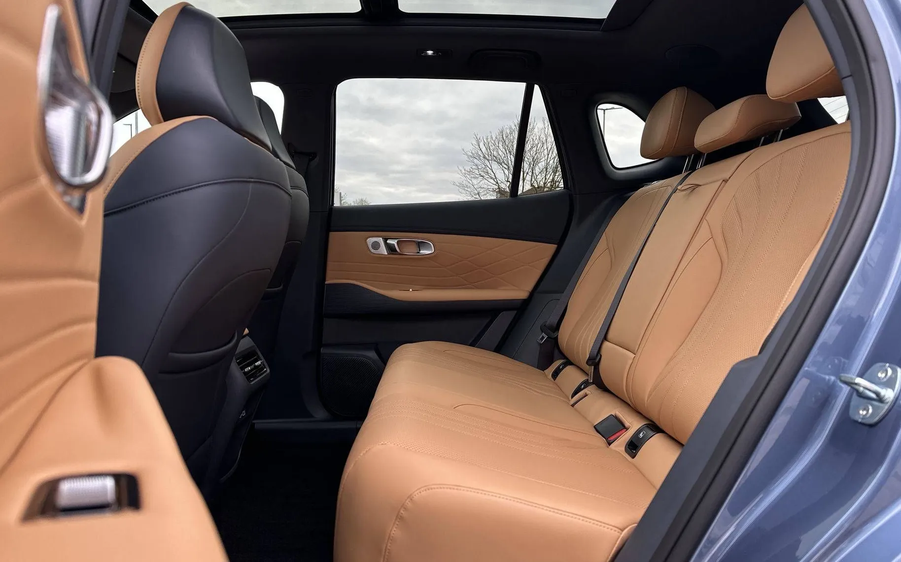 Zunanja slika - Geely StarRay EM-i - Plug-In Hybrid 1.5 Max Avt. - 10