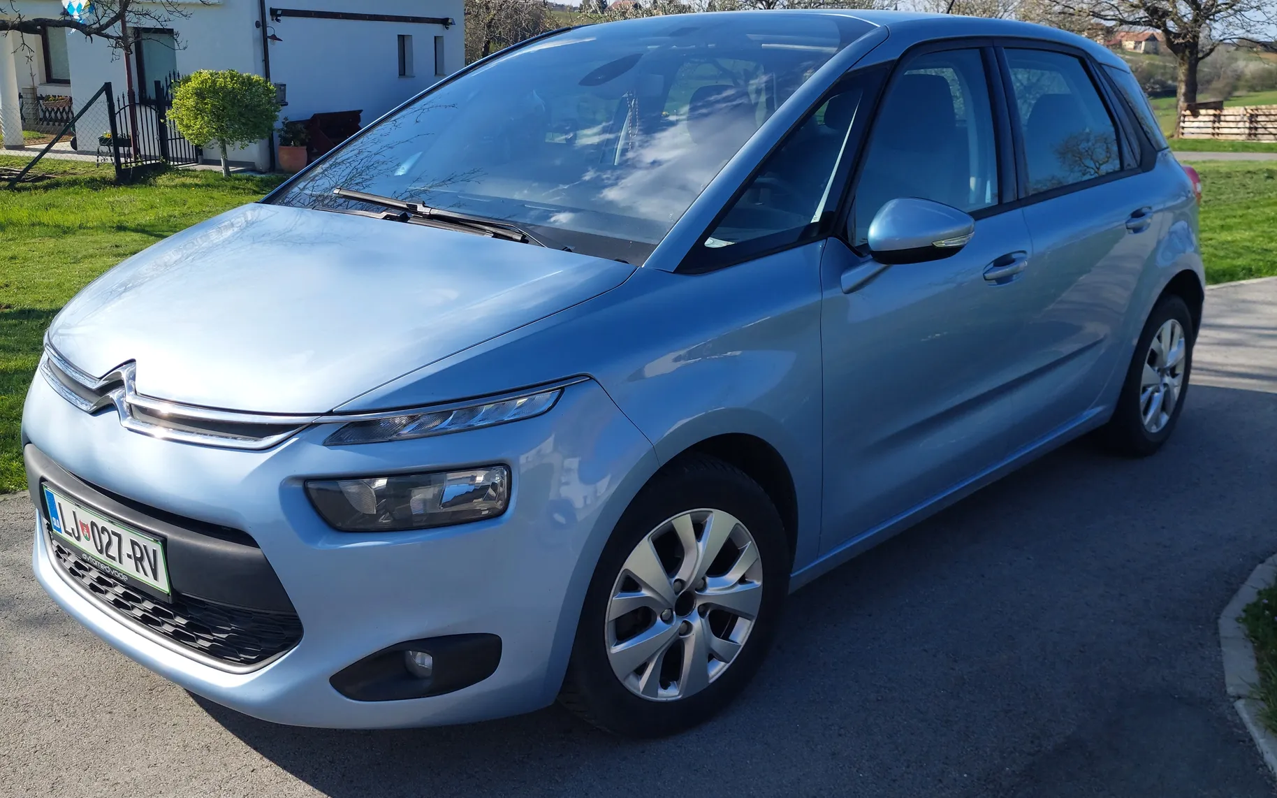 Zunanja slika - Citroën C4 - Picasso 1,6 e-HDi Exclusive ETG - 3