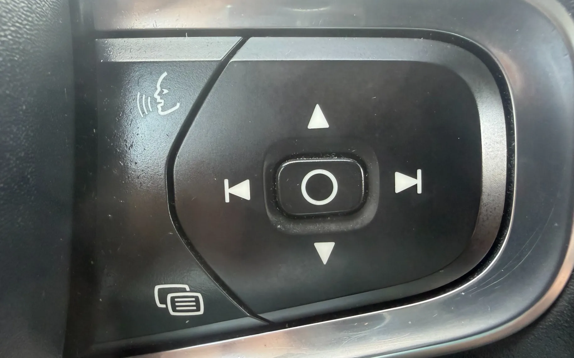 Zunanja slika - Volvo XC40 - D3 AWD Avt. - 20