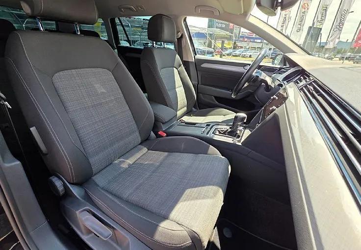 Zunanja slika - Volkswagen Passat - Variant 2.0 TDI Business DSG.MATRIX.VSE ASISTENCE.KLJUKA - 11