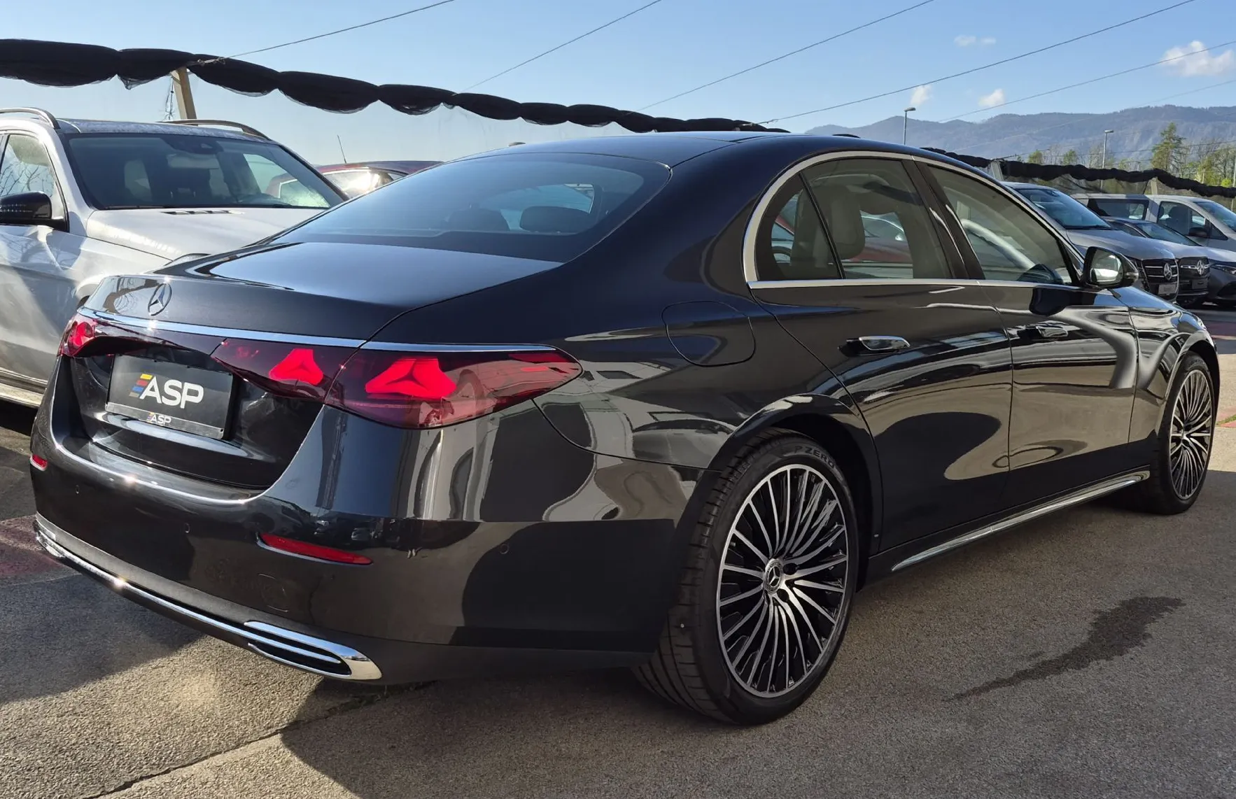 Zunanja slika - Mercedes-Benz E-Razred - E 220 d Exclusive Premium + AIRMATIC - 6