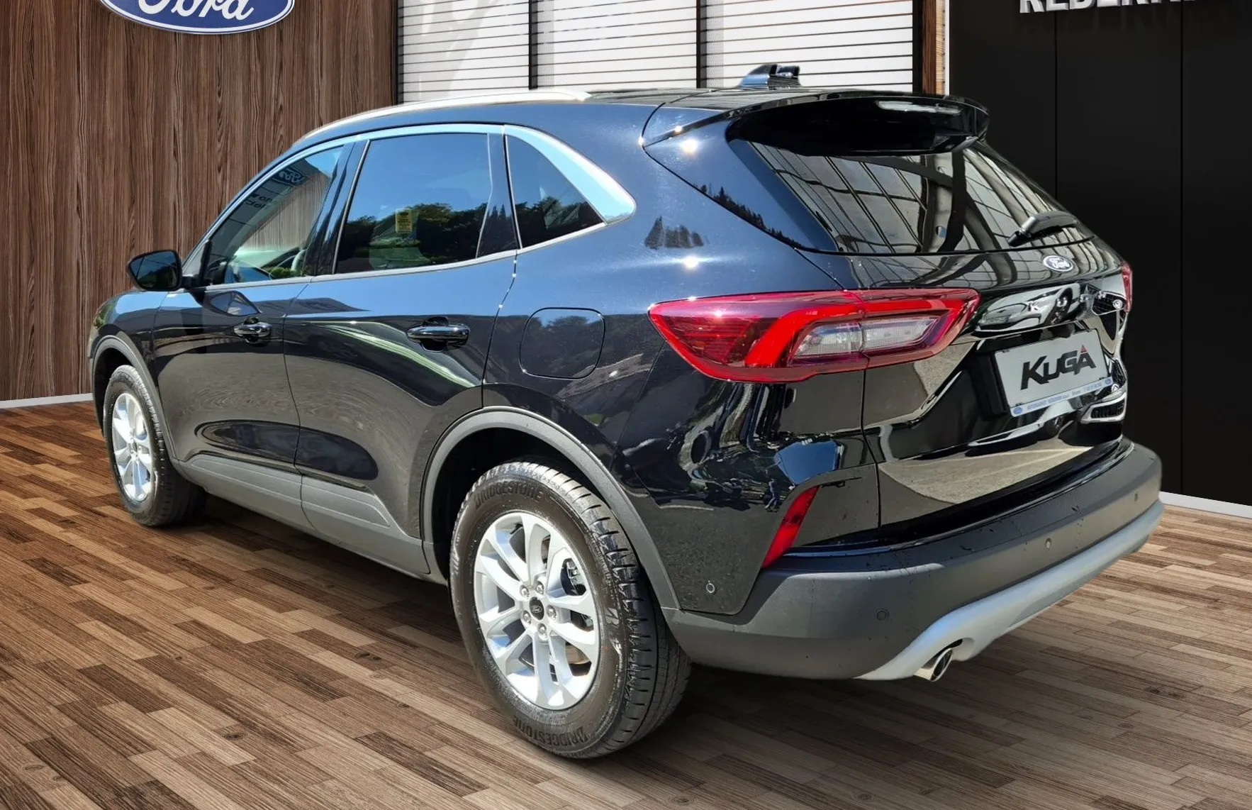 Zunanja slika - Ford Kuga - Titanium 1.5 EcoBoost 186KM A8 - 5