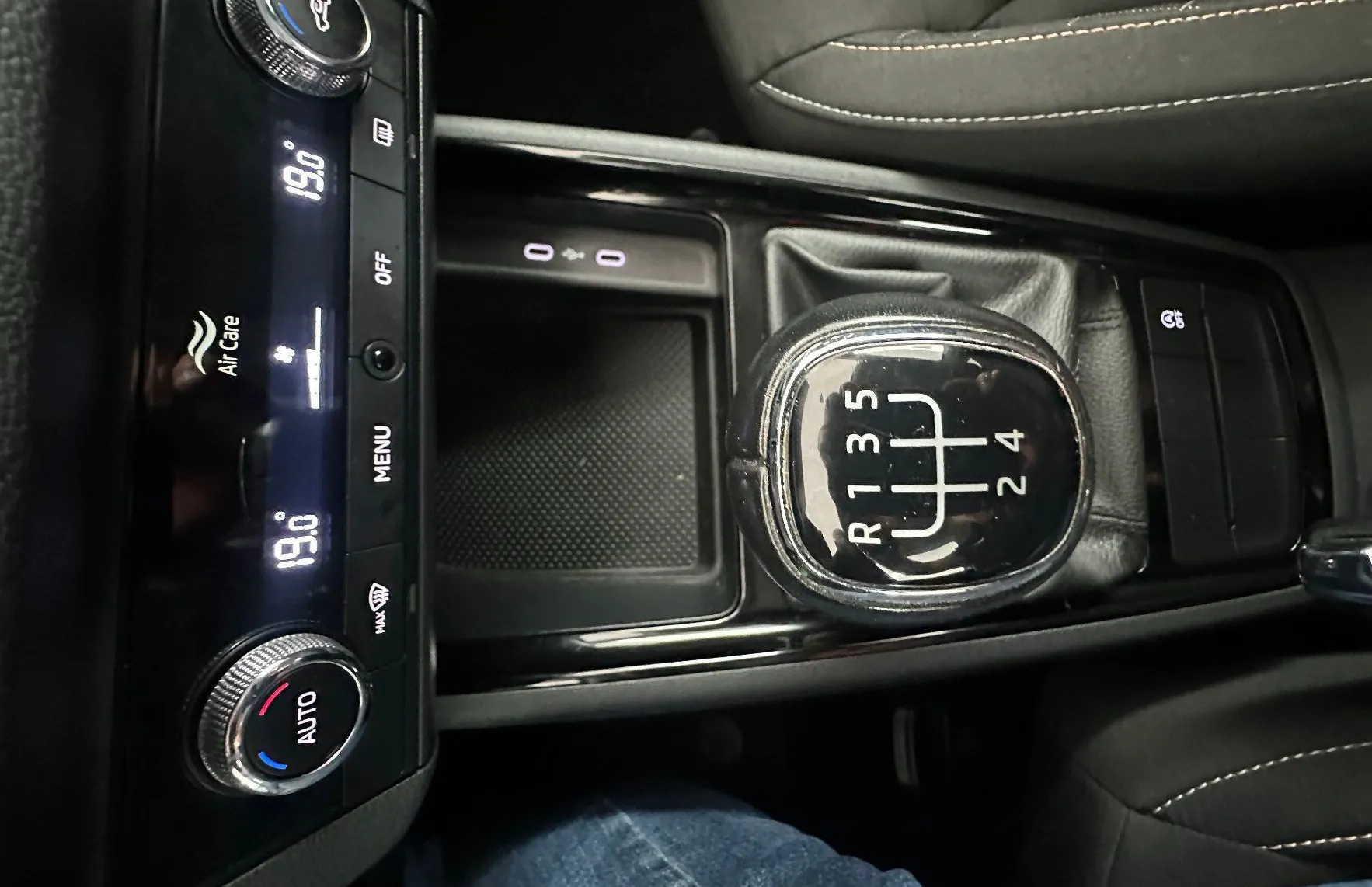 Zunanja slika - Škoda Kamiq - 1.0 TSI Ambition 70 kW SAMO 51.000 KM - 15