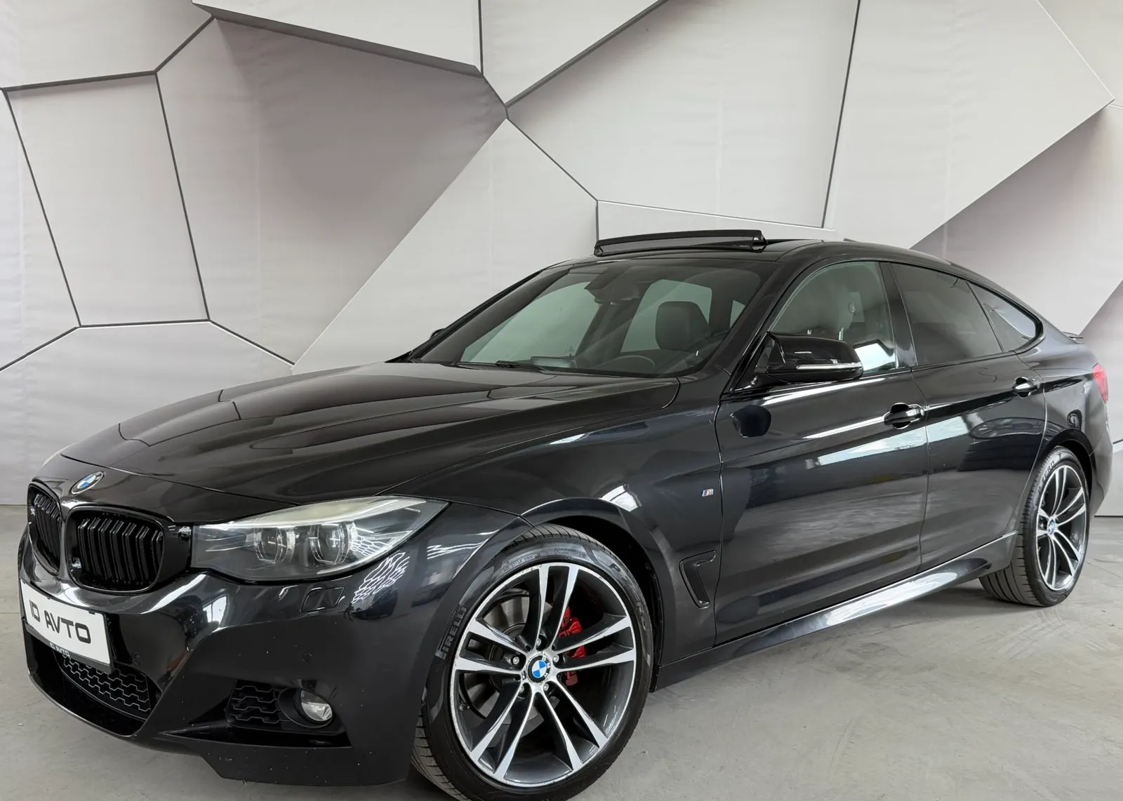 Zunanja slika - BMW 320 Gran Turismo - M SPORT - 2
