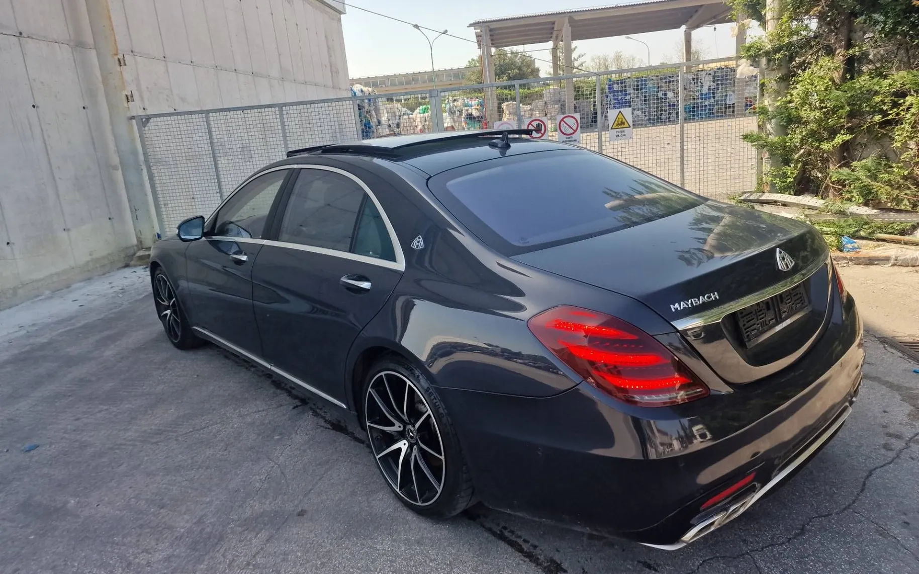 Zunanja slika - Mercedes-Benz S-Razred - 350 d 4MATIC LONG DVD PAN. FACELIFT AMG 63 LOOK... - 4