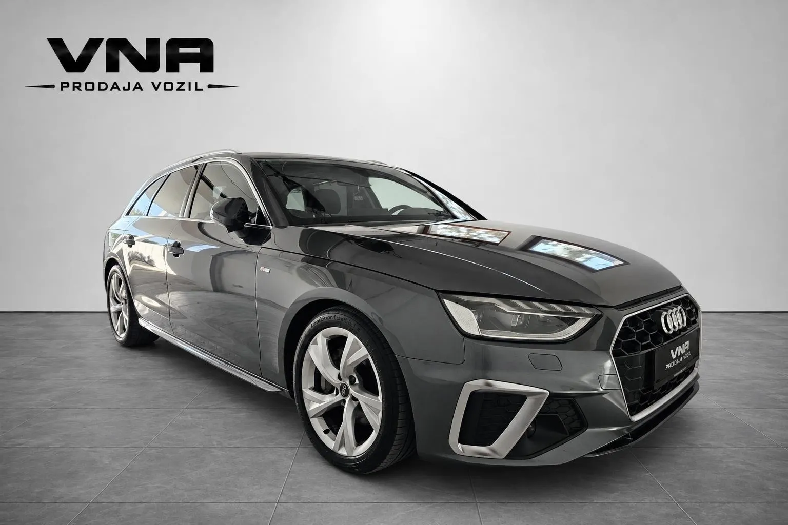 Zunanja slika - Audi A4 Avant - 40 TDI S-LINE |WEBASTO|KLJUKA|KAMERA|ALU18|AMBIENT - 3