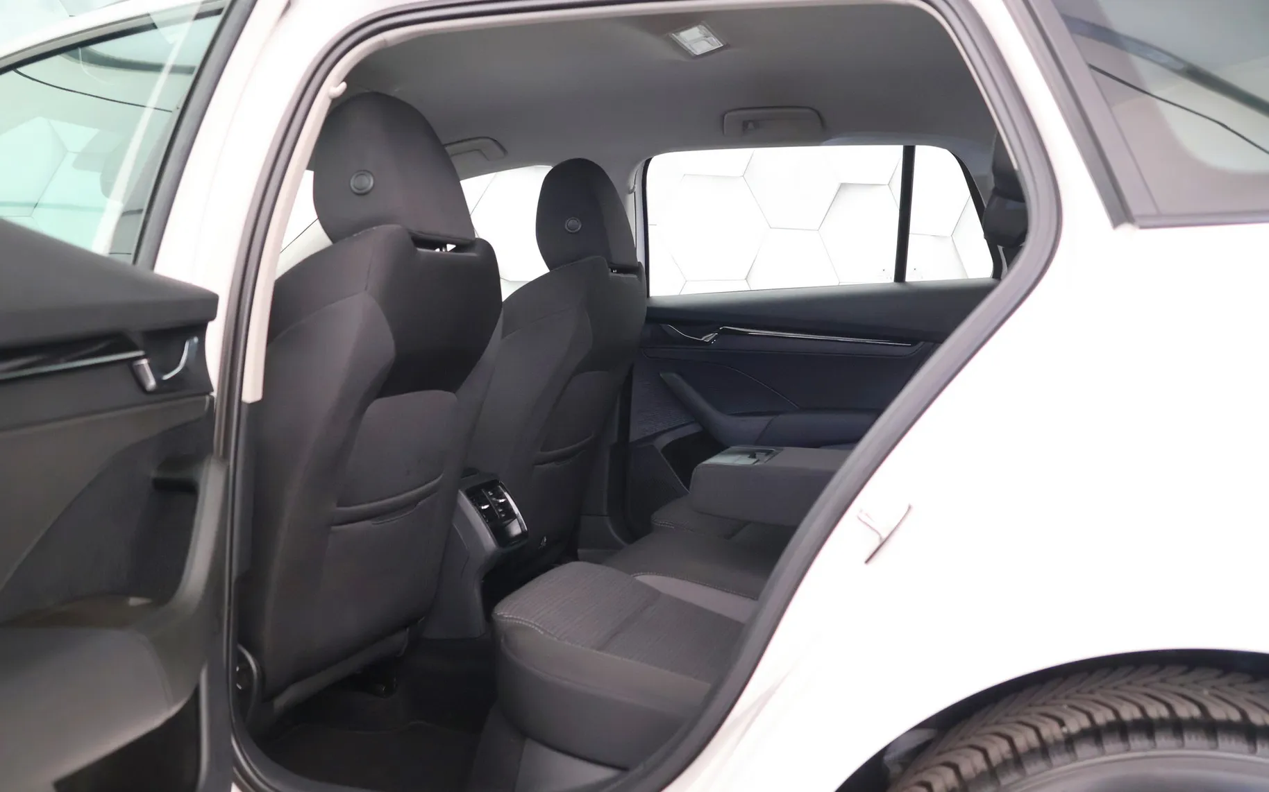 Zunanja slika - Škoda Octavia - 2.0 TDI DSG Ambition 115KM - 10
