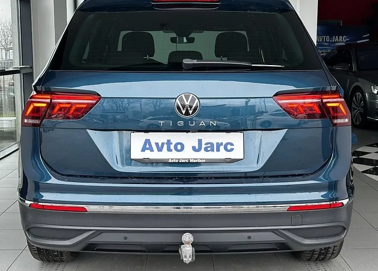 Zunanja slika - Volkswagen Tiguan - 1.5 TSI ACTIVE-ASISTENCE-HUD-VLEČNA KLJUKA - 3