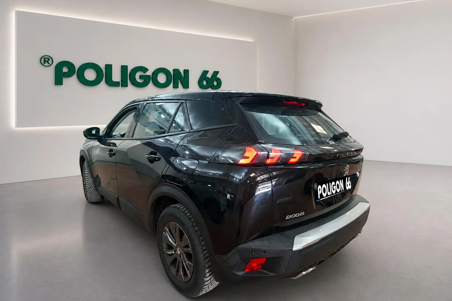 Zunanja slika - Peugeot 2008 - 1.2 PureTech 130 Avt.-FULL LED-1 LASTNIK-GARANCIJA - 4
