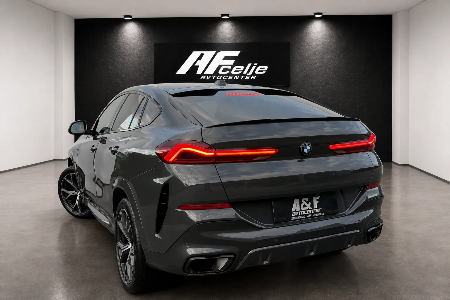 Notranja slika - BMW serija X6: - 3.0XD-M PAKET-ZRAČNO-LASER-ACC-KEYLES-360KAMERA-.. - 7