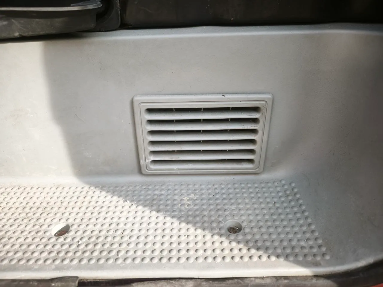 Slika poškodbe - Renault Trafic - Passanger - 21