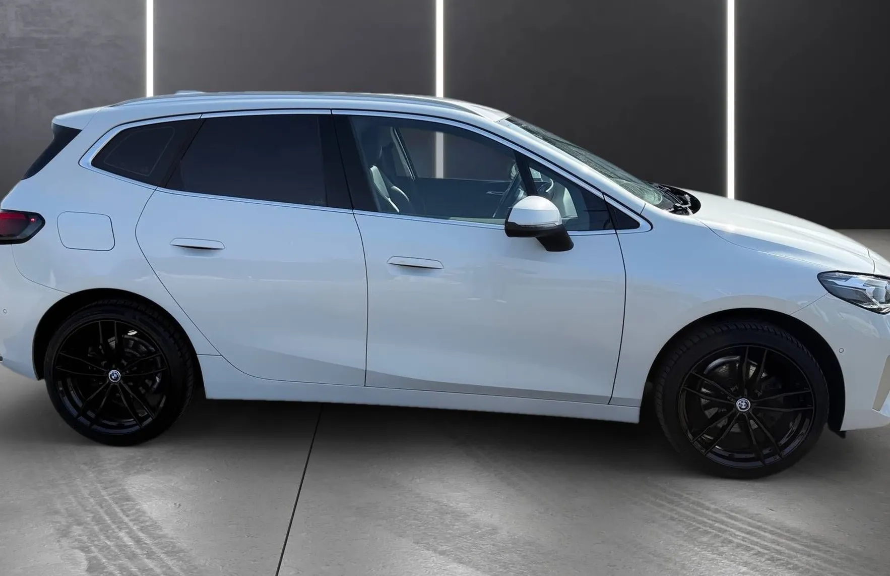 Zunanja slika - BMW Serija 2 - Active Tourer: 218i FULL LED NAVI KAMERA TEMPOMAT USNJE - 8