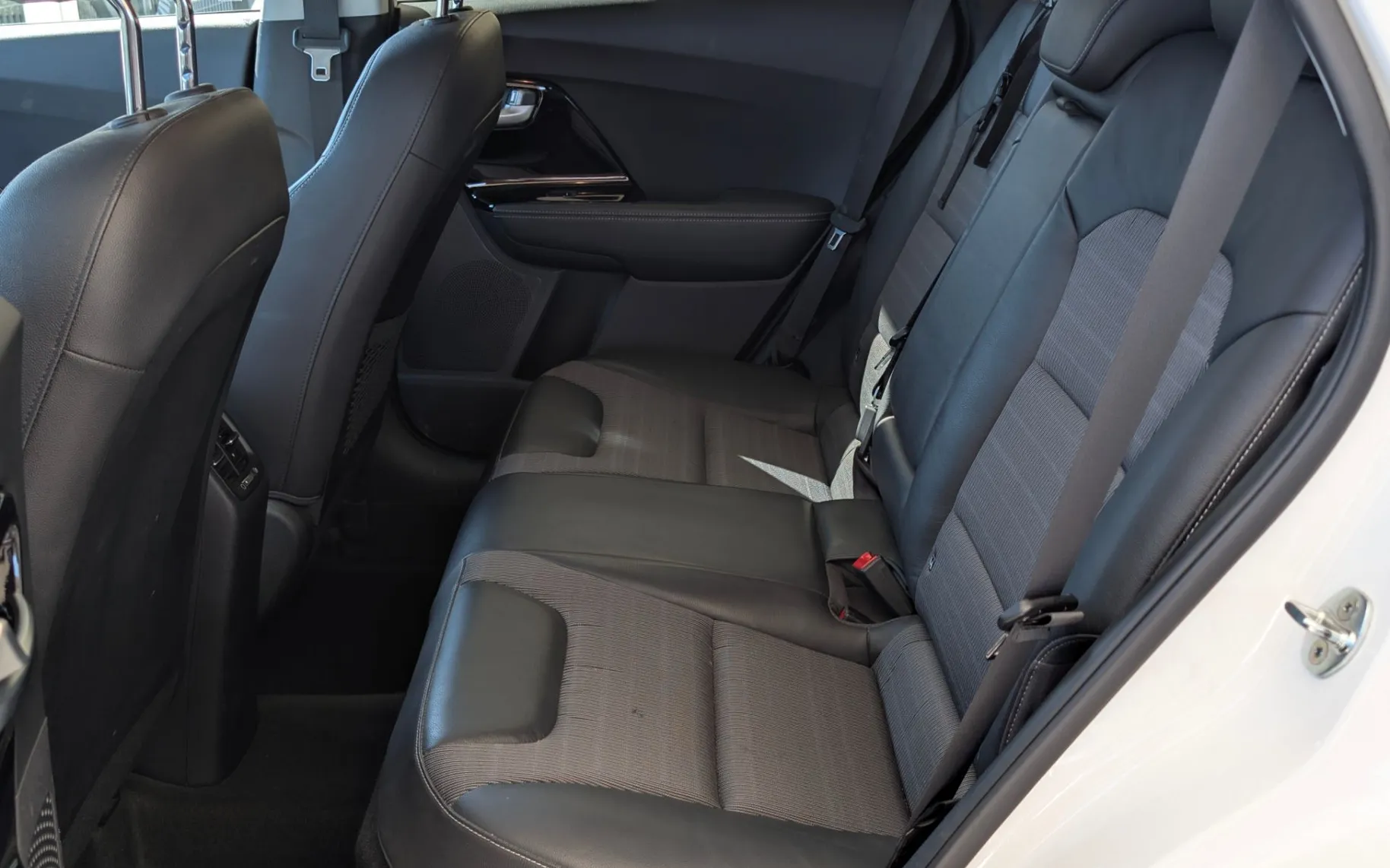 Zunanja slika - KIA Niro - 1,6 GDi Hybrid EX LIMITED DCT - 5