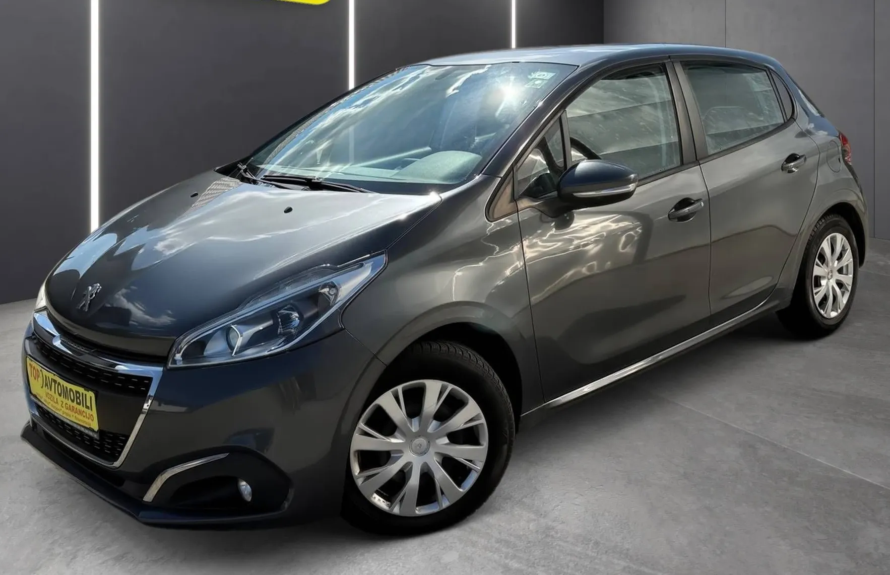 Zunanja slika - Peugeot 208 - 1.2 SLOVENSKI MOŽNOST FINANICRANJA BREZ POLOGA... - 1