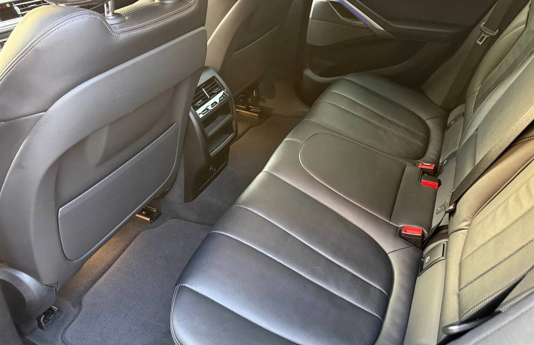 Zunanja slika - BMW X6 - serija : xDrive M50d M PAKET KAMERA NAVI TOP - 19