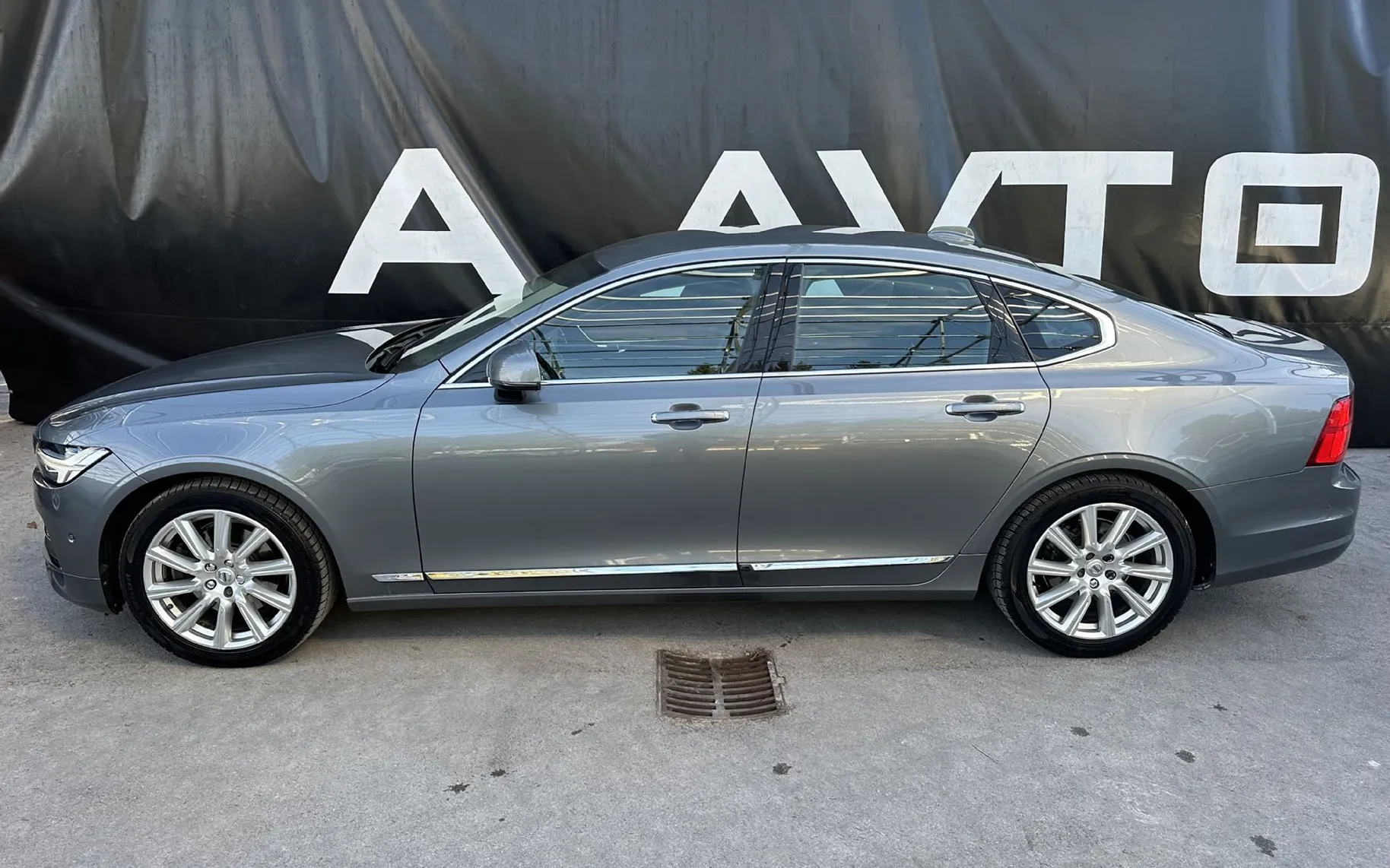 Zunanja slika - Volvo S90 - D4 AUT Inscription-FULL LED-KEYLESS-18COL-ACC-NAVI - 5