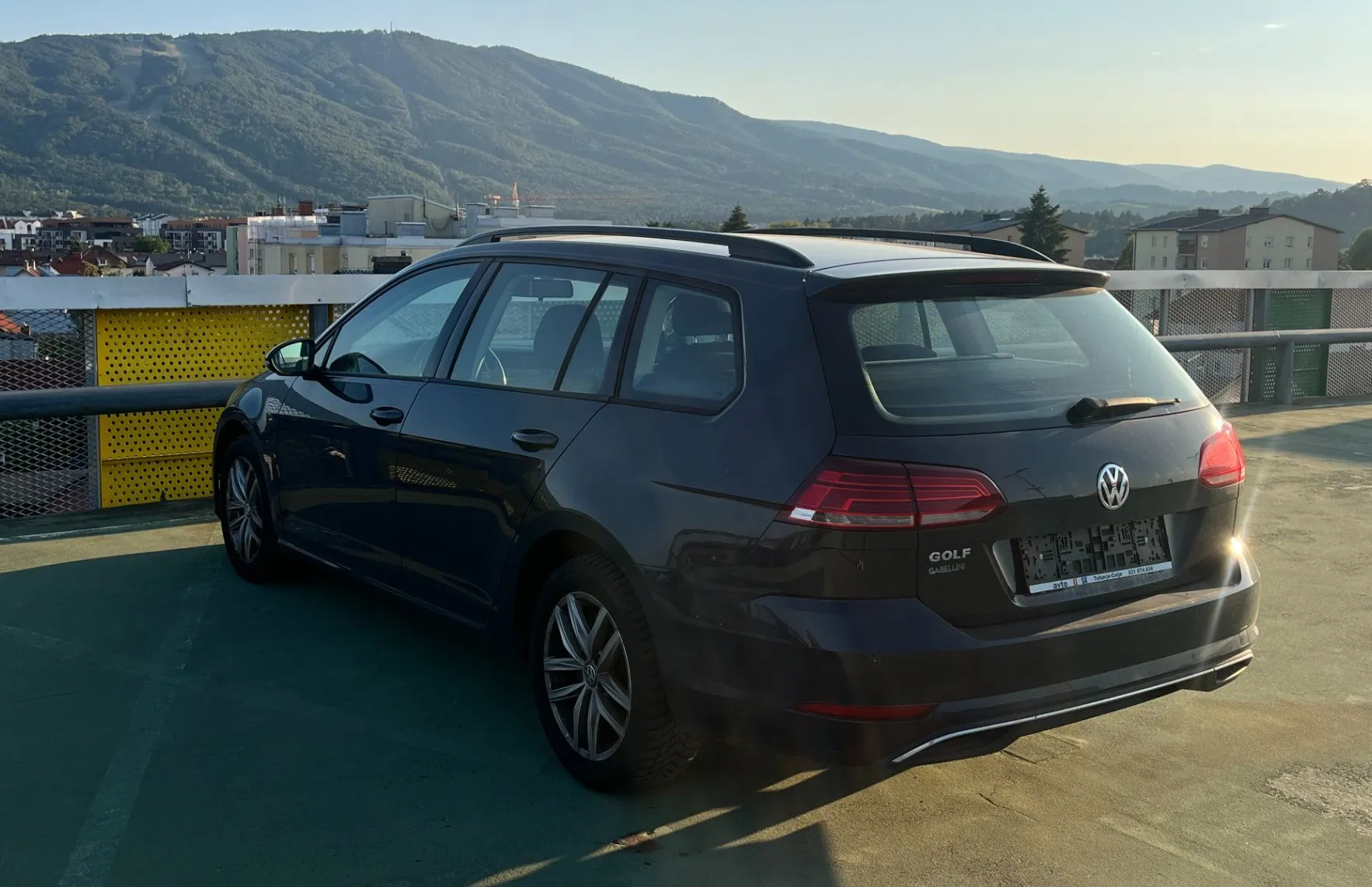 Zunanja slika - Volkswagen Golf - Variant 1.6 TDI BMT Rabbit - 5