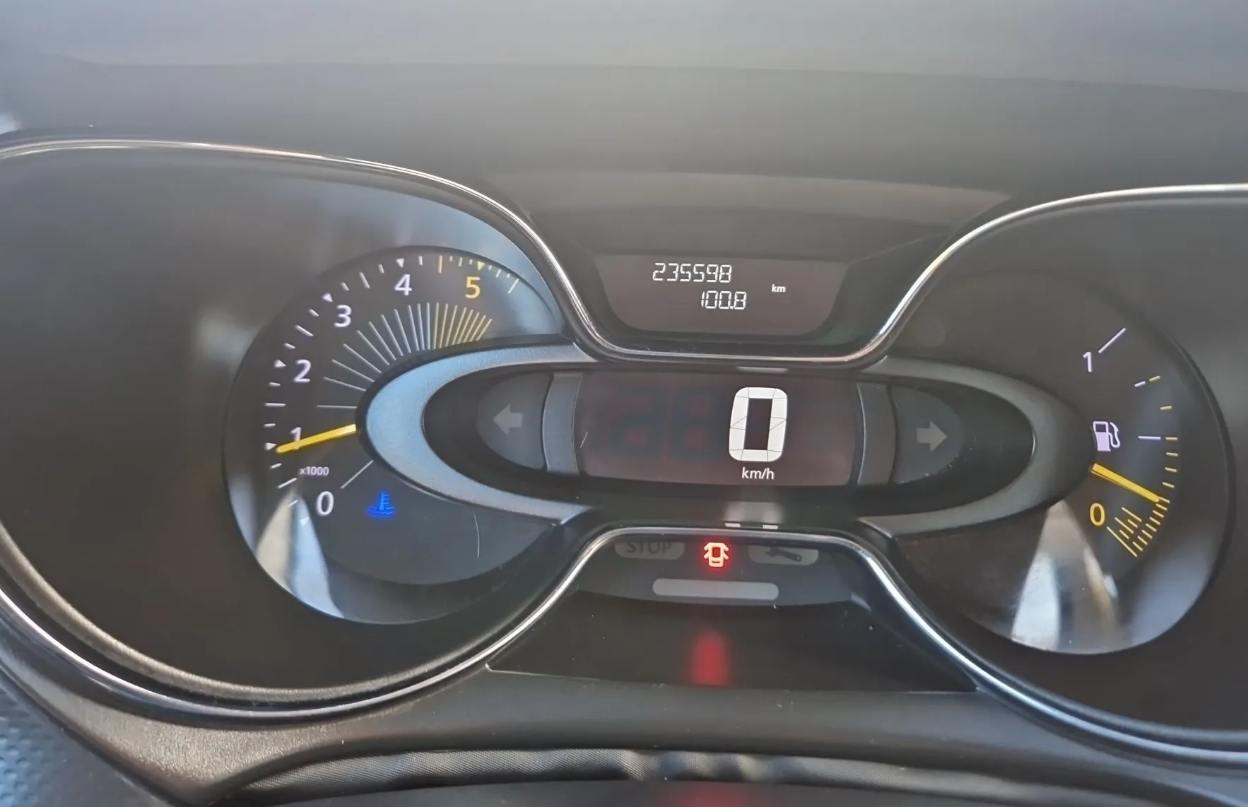 Zunanja slika - Renault Captur - dCi 90 Energy Dynamique Start Stop - 14