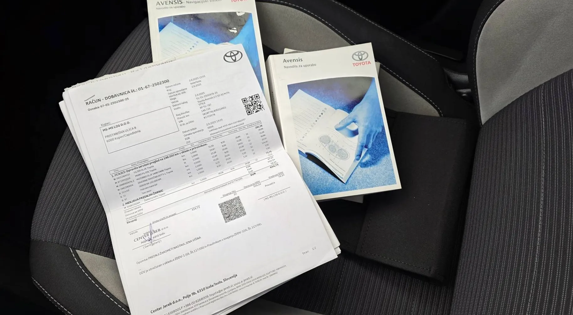 Notranja slika - Toyota Avensis - 2.0 D-4D Luna Sloven. poreklo-Brez pologa 84 obrok - 14