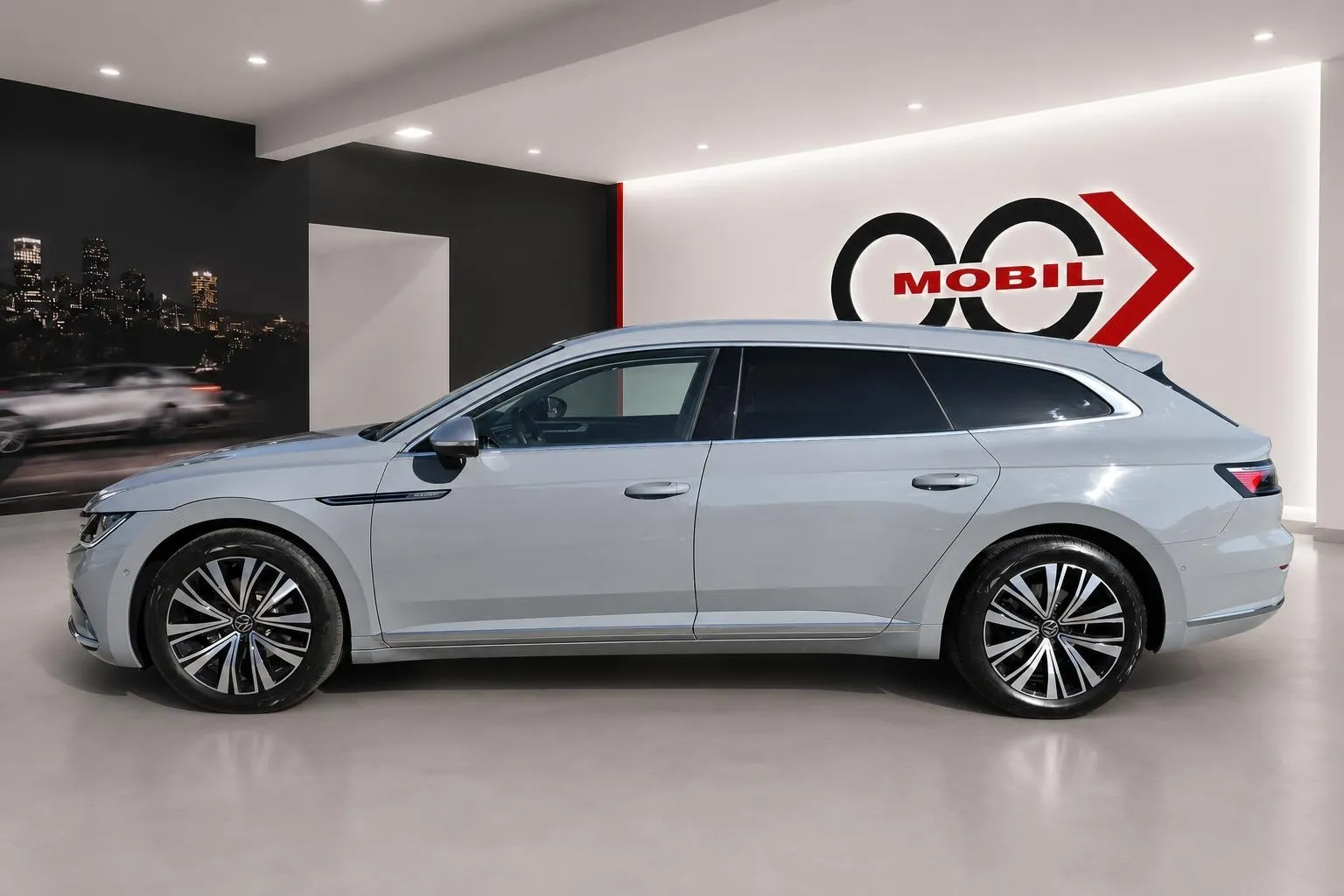 Notranja slika - Volkswagen Arteon Shooting Brake - Arteon SB 2.0 TDI Elegance DSG - LED.360kam.Harm - 8