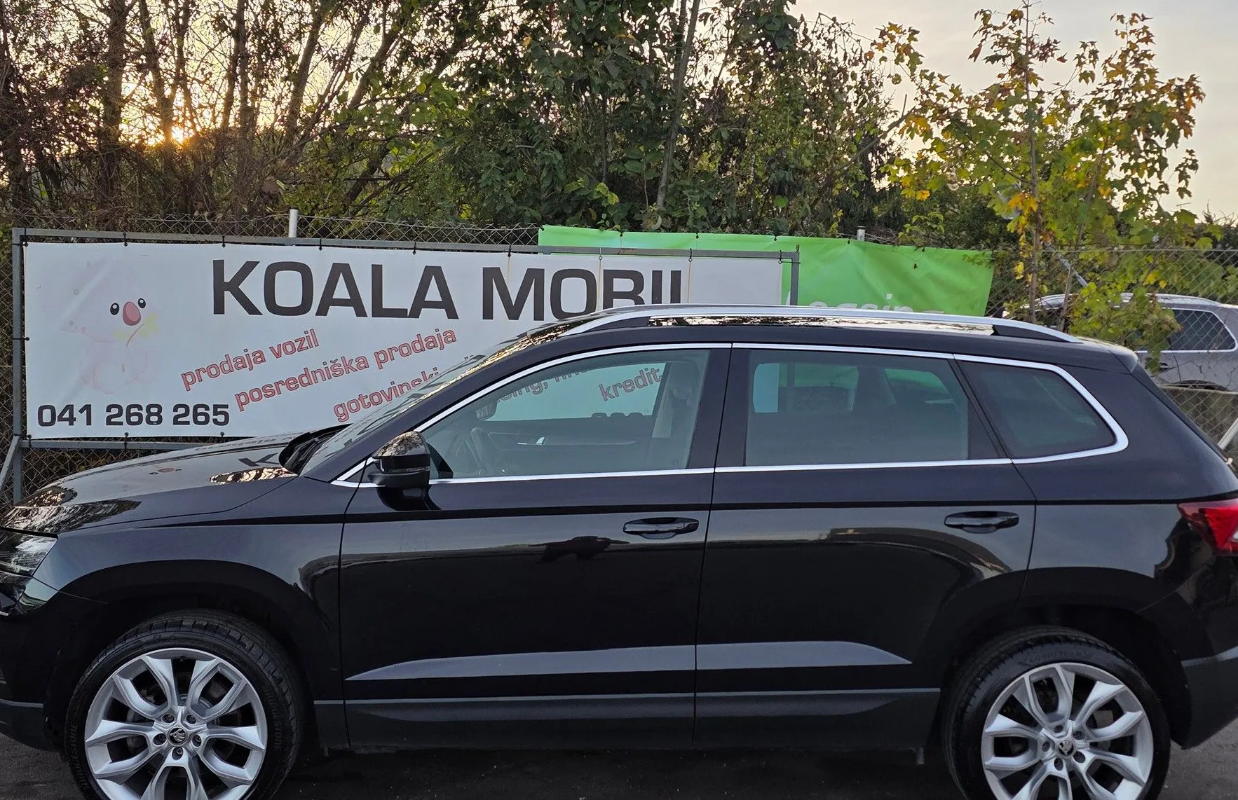 Zunanja slika - Škoda Karoq - 1.0 TSI SPORT LED-KAMERA-NAVI-GRETJE SŽ-1.LASTNIK - 7