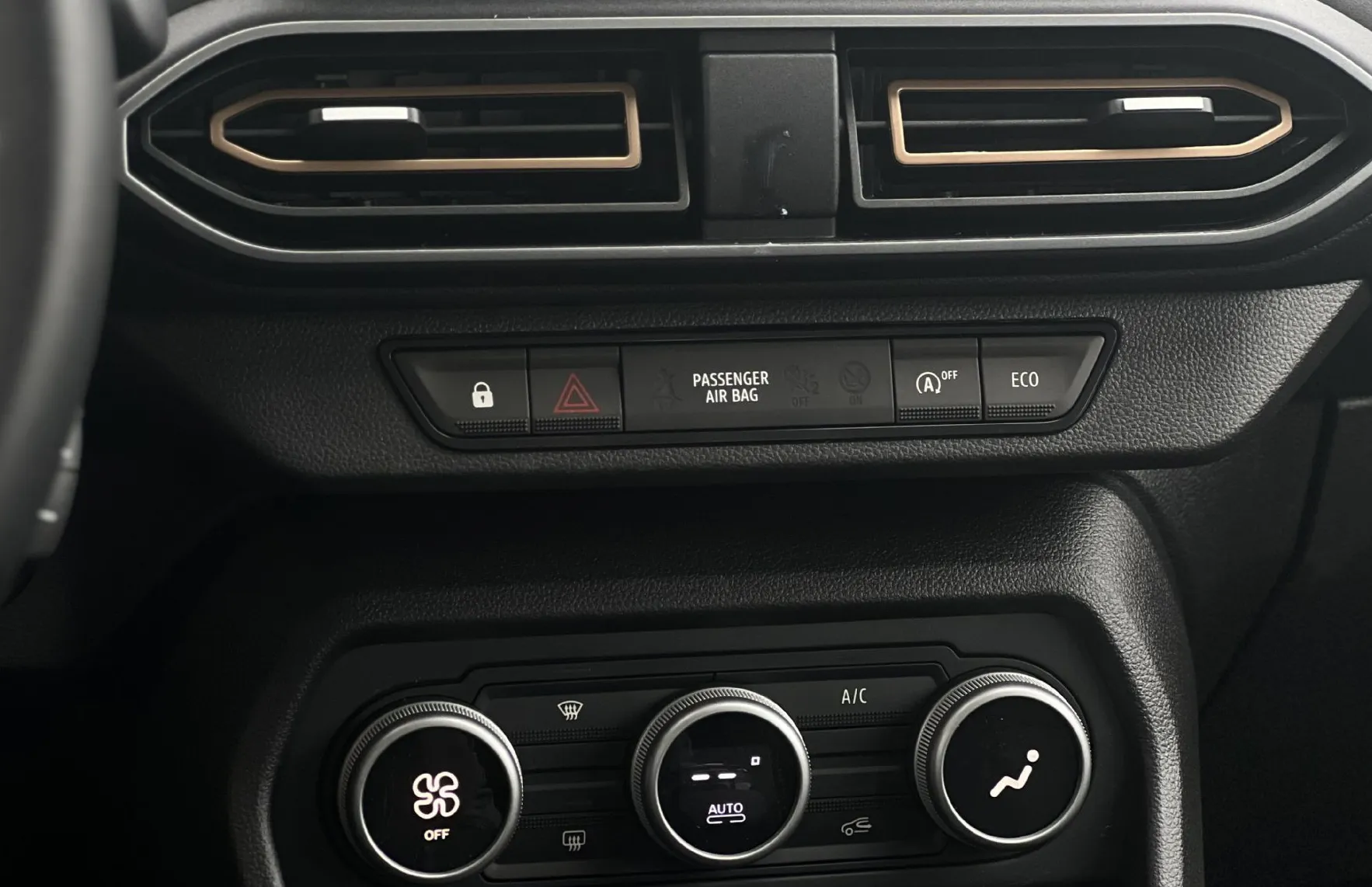 Zunanja slika - Dacia Sandero - 1.0 TCe 110 Stepway Extreme - 12