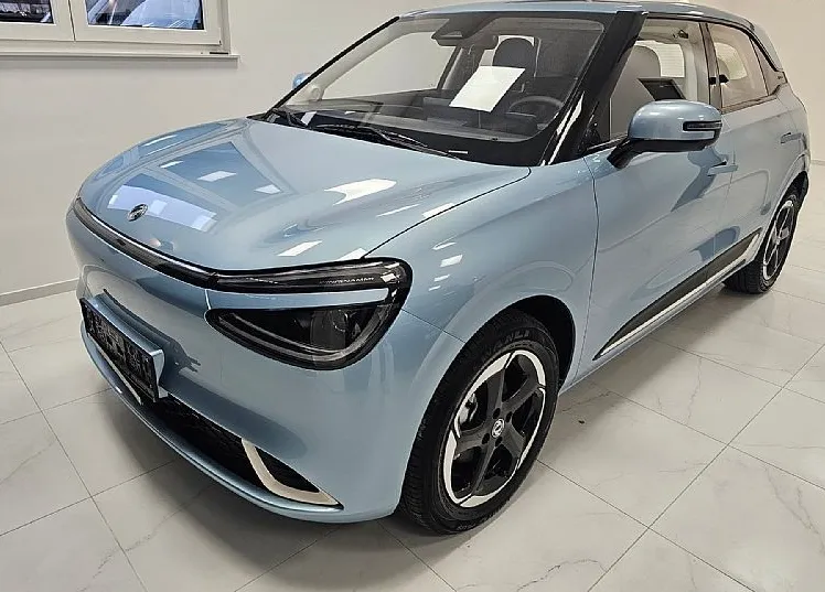 Zunanja slika - Dongfeng Box - 42.3 kWh 70 kW- Gray Black Interior-7.200E Subvenc - 10