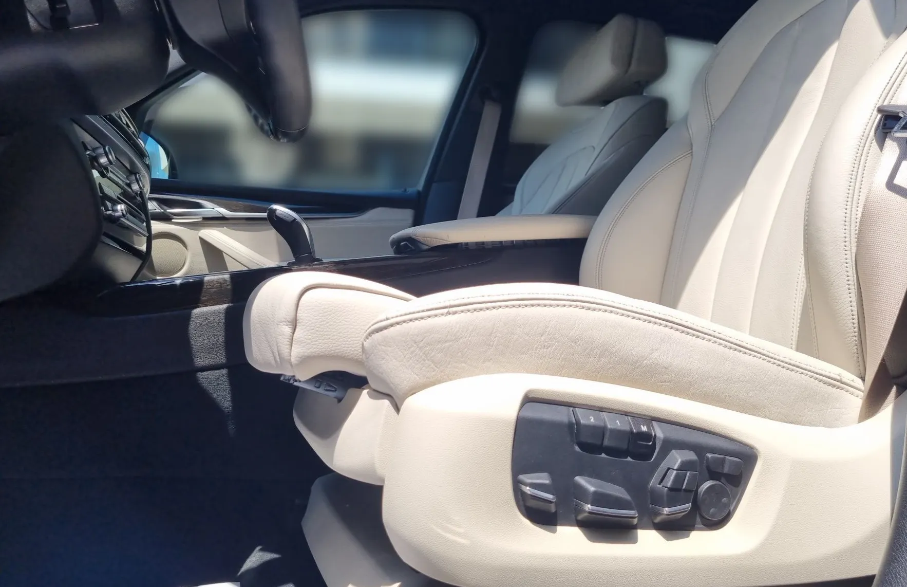 Zunanja slika - BMW X5 - serija : M50d M PAKET FULL LED NAVI PDC KAMERA TEM TOP... - 16