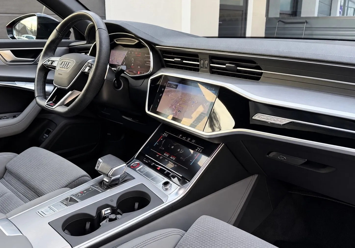 Notranja slika - Audi S6 - TDI•S TRONIC•PANO•360•MATRIX•V8 SOUND•ATRAKTIVEN.. - 12