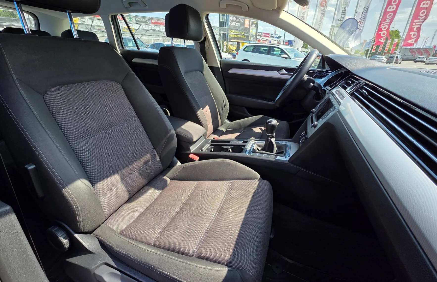 Zunanja slika - Volkswagen Passat - Variant 4motion 2.0 TDI BMT Comfortline - 10