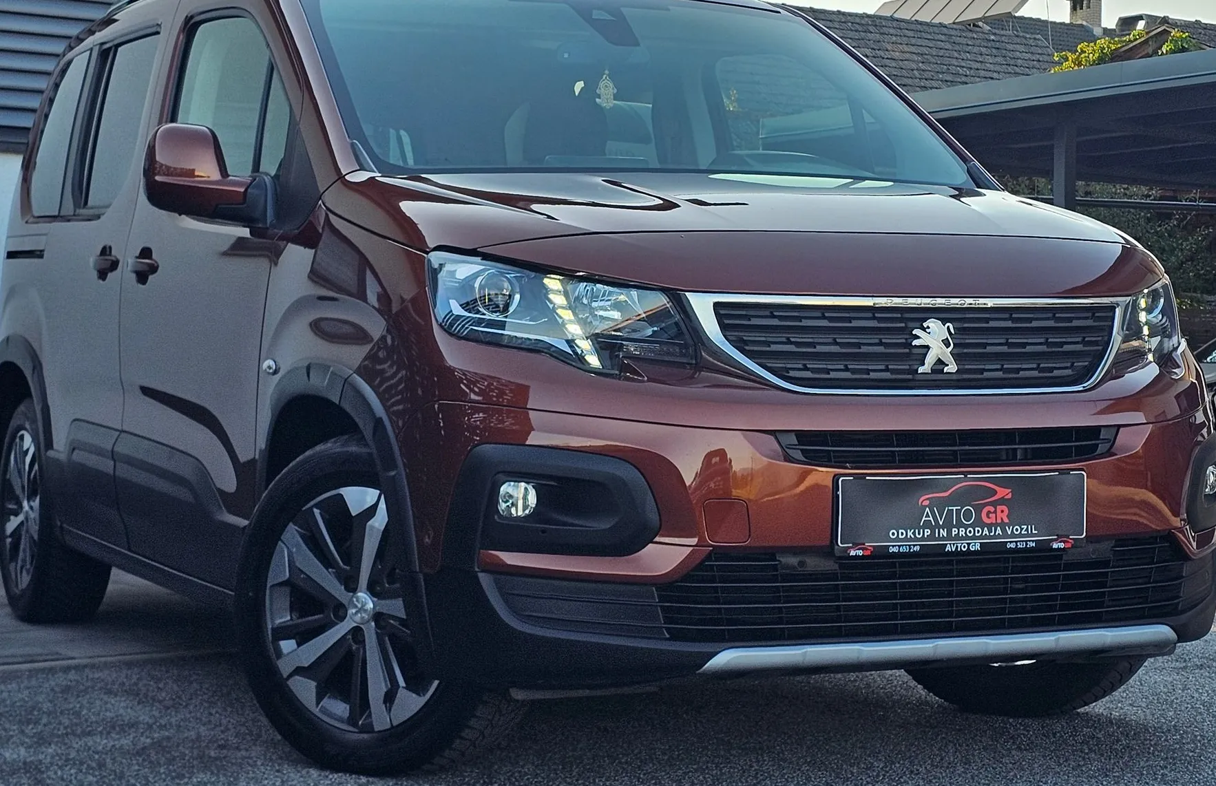 Zunanja slika - Peugeot Rifter - 1.5 HDI 130-AUT.-GT LINE-NAVI-LED-ALU-ODLIČEN- - 8