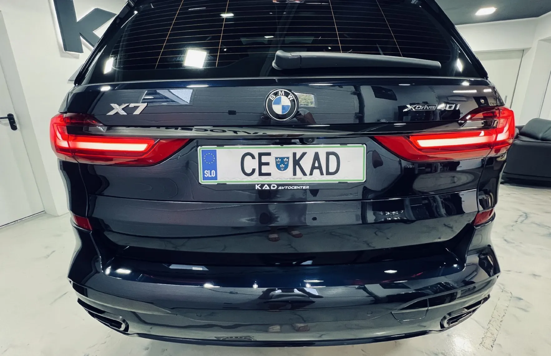 Zunanja slika - BMW X7 - serija : xDrive40i M SOFT-PANO-LASER-KAM360-22COL -4CONTR.. - 6