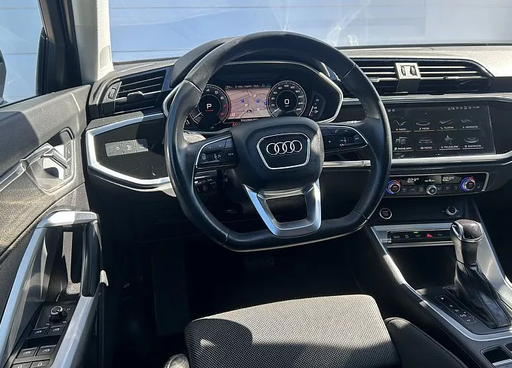 Zunanja slika - Audi Q3 - 45 TFSI e S tronic ACC-MATRIX-PDC-1LASTNIK-GW PLUS - 7