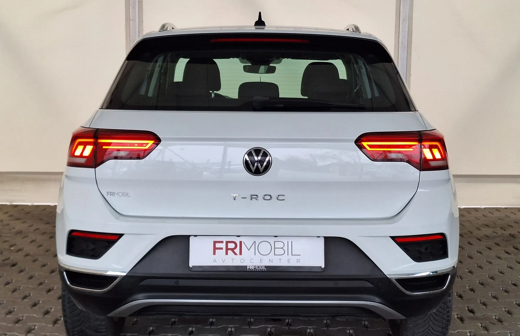 Zunanja slika - VW T-Roc - 2.0 TDI SCR  •PDC•KAMERA•ACC• - 6