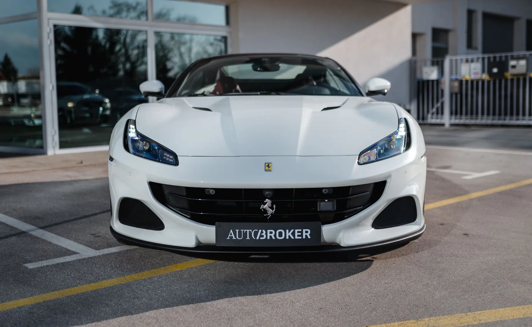 Zunanja slika - Ferrari Portofino - M BICOLOR°ADAS°360°MADM°KARBON°JBL - 2