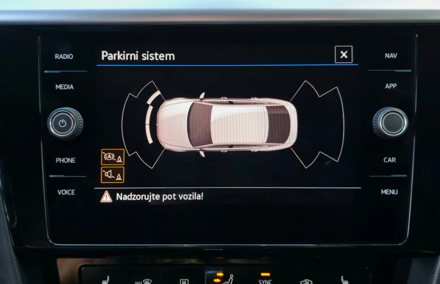 Zunanja slika - Volkswagen Arteon - 2.0TDI DSG R-Line IQ.MATRIX•ACC•GRETJE•KEYLESS•18C - 18