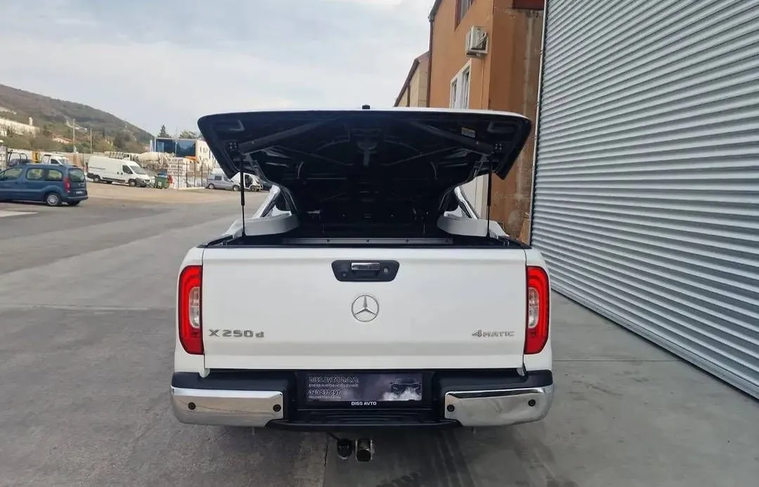 Notranja slika - Mercedes-Benz X-Razred - 250cdi 4-MATIC VELIKO OPREME 1.LASTNIK KUP. V SLO. - 8