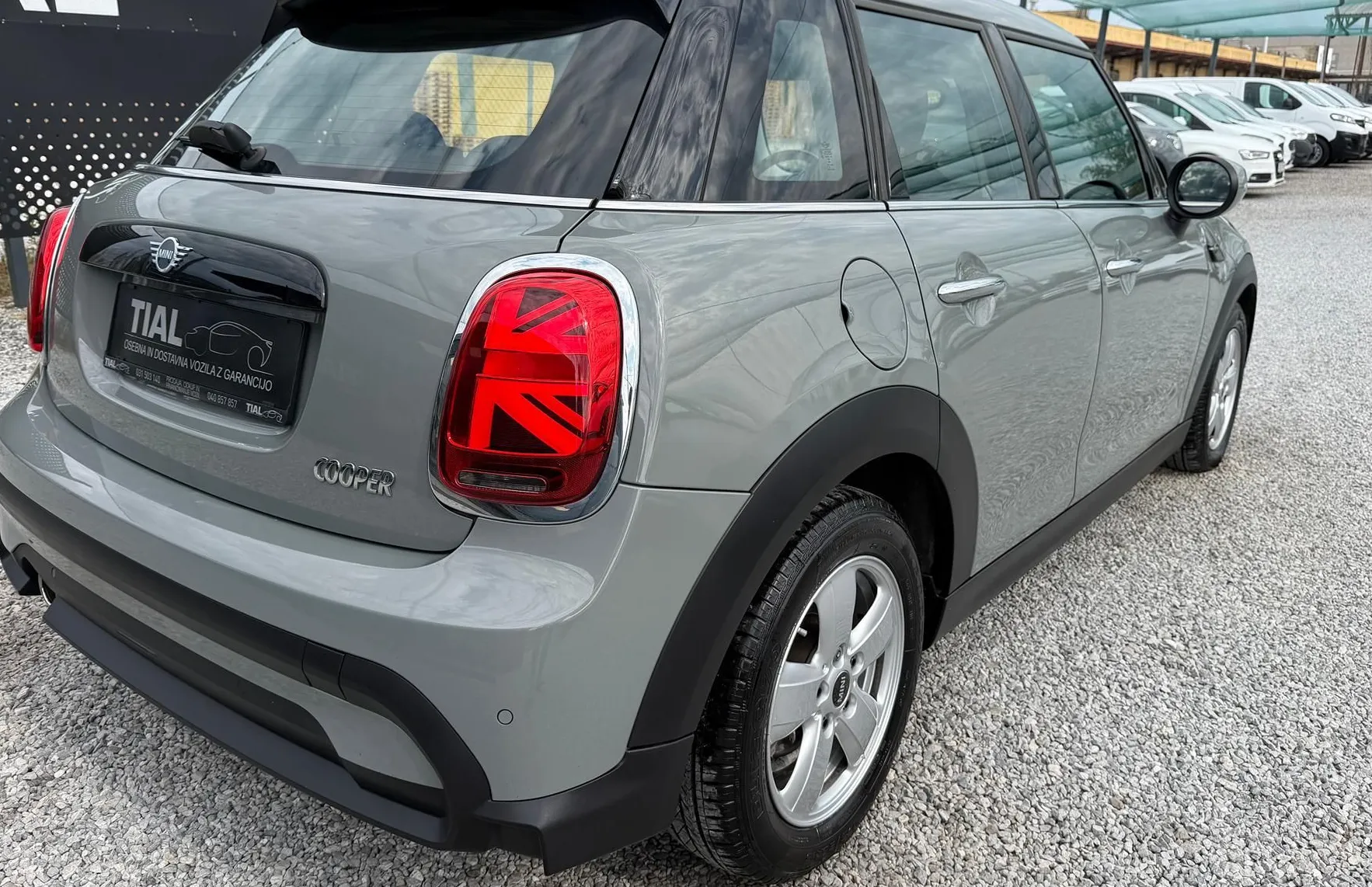 Zunanja slika - MINI Cooper - 1.5 NOVI MODEL-LED-TEMP.-PDC-ALU-BREZ POLOGA- - 7