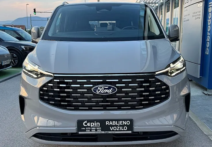 Zunanja slika - Ford Tourneo - Custom 4x4-2.0TDCi-L1-TITANIUMX-AUT-AWD-RADAR-TEMP-SLO - 2