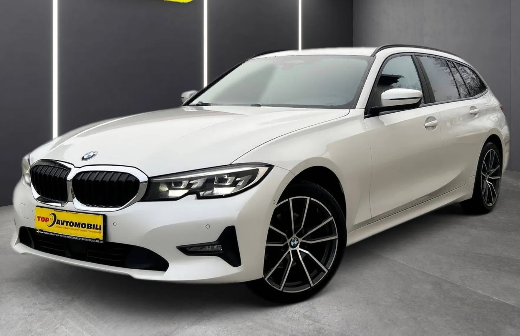 Zunanja slika - BMW Serija 3 - Touring: 320d xDrive FULL LED NAVI ACC KAM PDC VIRTUAL . - 1