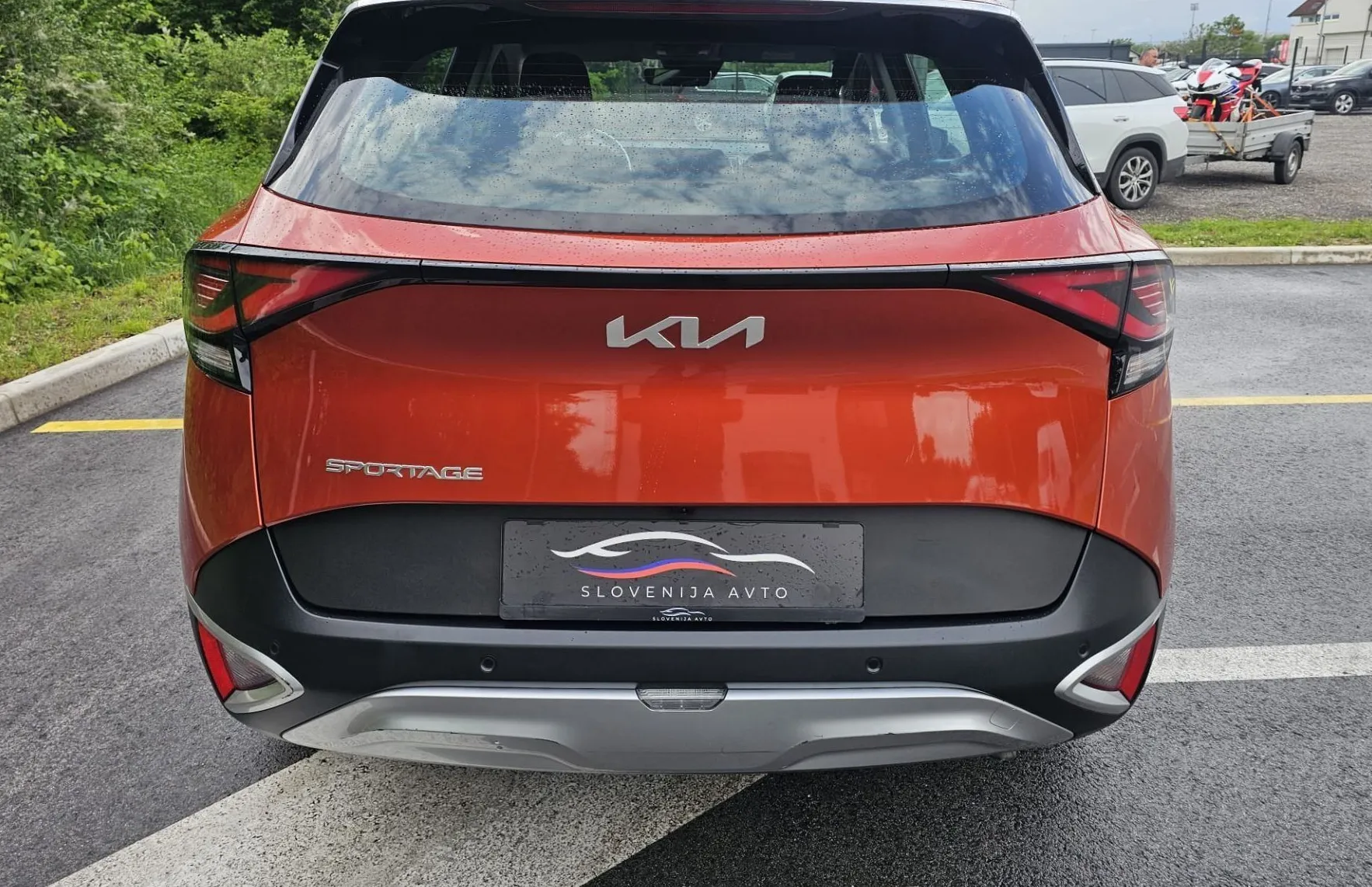 Zunanja slika - KIA Sportage - 1.6 CrdiStyleDCT|fuLED|AC|kamera|NAVI|ASSIS|37tKM - 4
