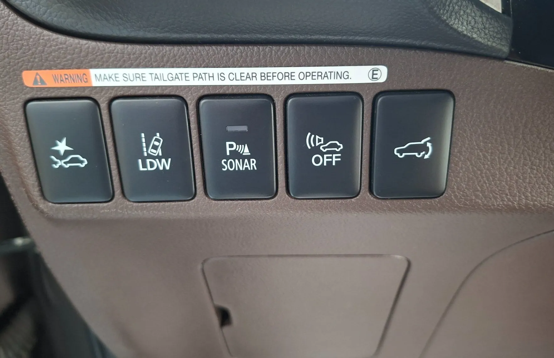 Zunanja slika - Mitsubishi Outlander - PHEV 4WD 2.0 Instyle Navi+ Avt.-SLO-ODLIČEN- - 19