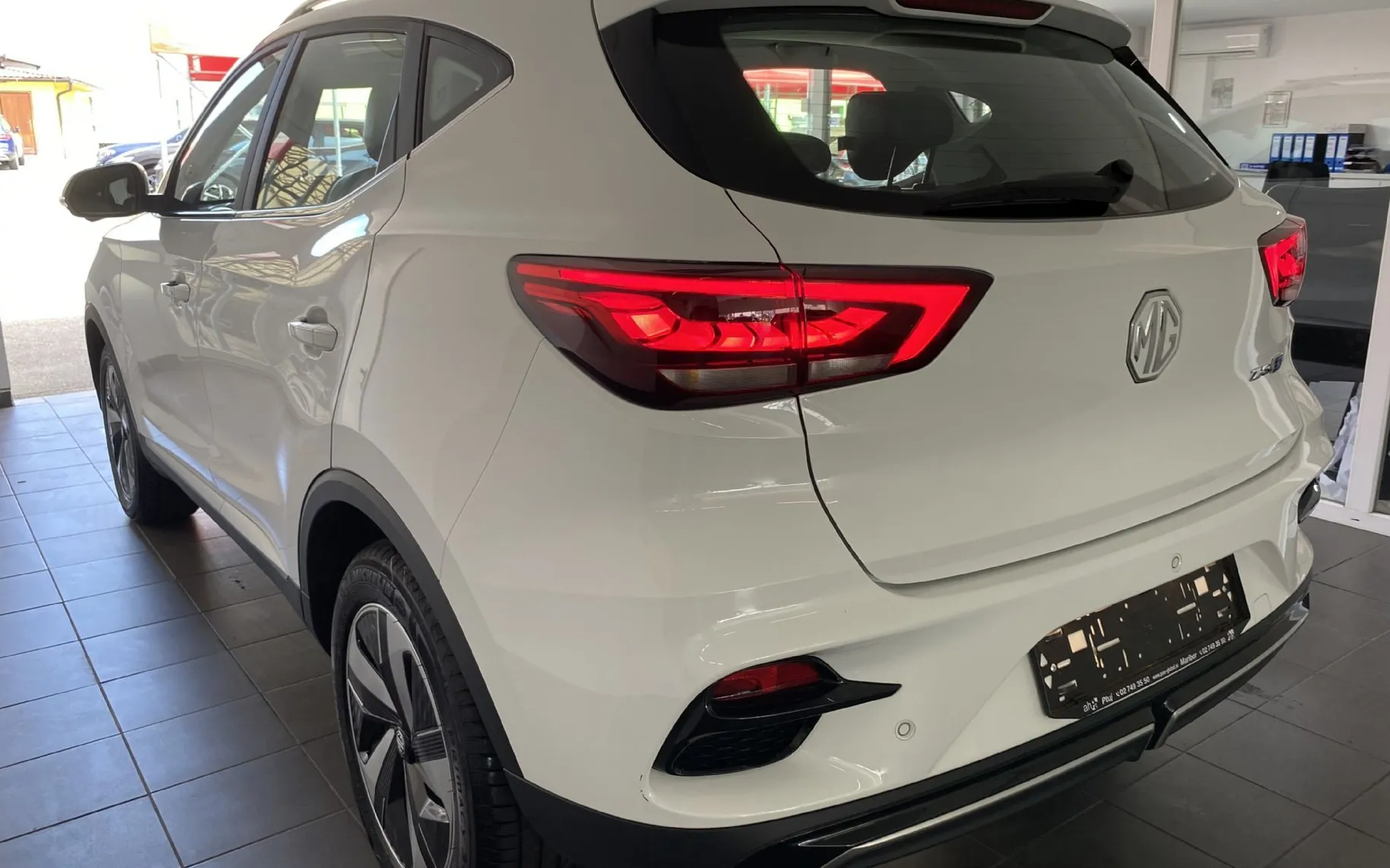 Zunanja slika - MG ZS EV - d Luxury 5d 130kW.NEMŠKI.LED.NAVI.KAMERA. - 4
