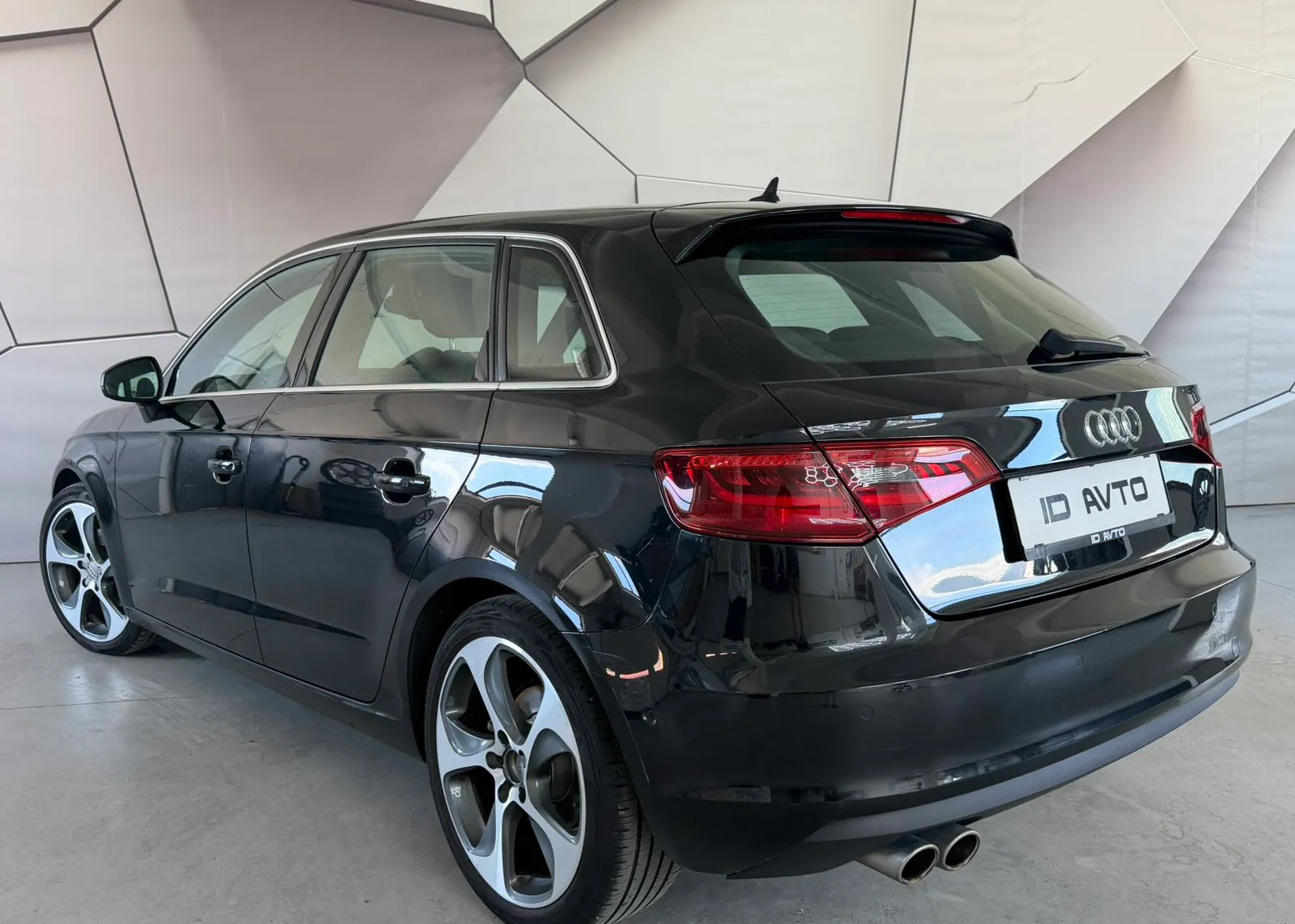 Zunanja slika - Audi A3 - 2,0 TDI Ambiente - 5