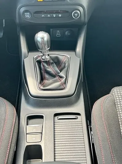 Zunanja slika - Ford Focus - 1.0 EcoBoost 125KM ST-LINE - AKCIJSKA CENA - - 8