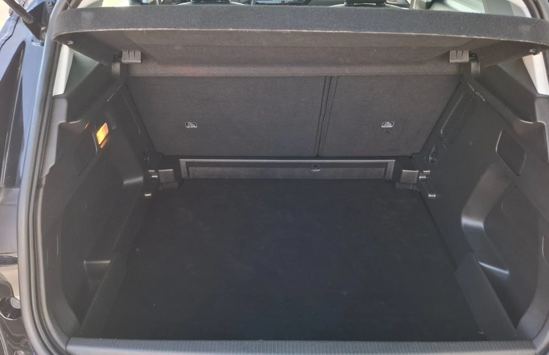 Zunanja slika - Opel Grandland - 1.2 TURBO 96KW - POTRJENA SERVISNA - AKCIJSKA CENA - 13