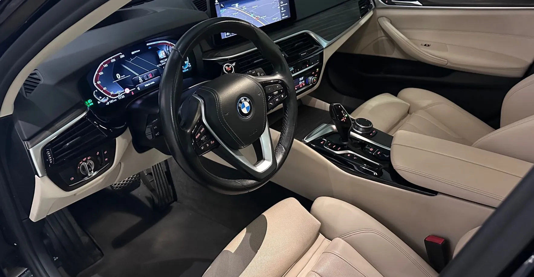Zunanja slika - BMW Serija 5 - Touring: 530e Touring Avt.-USNJE-KAMERA-VK-19COL-NAVI-HU - 7