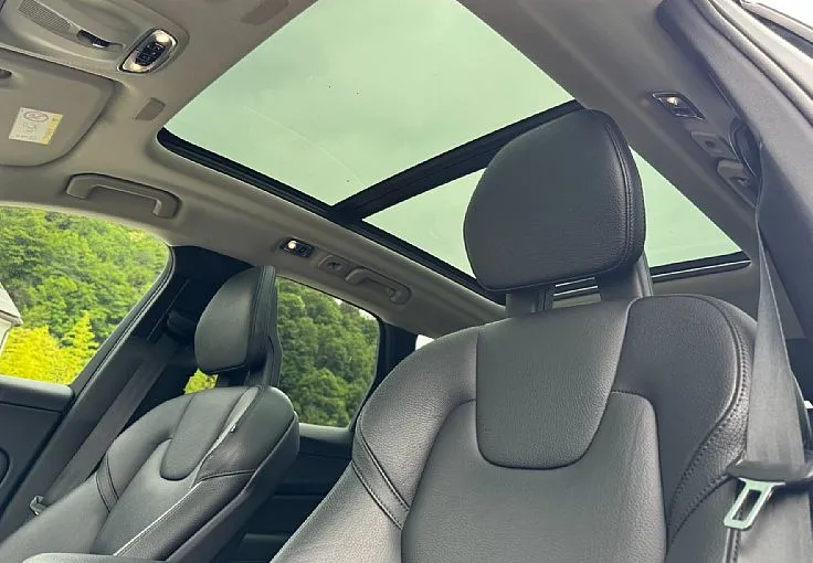 Zunanja slika - Volvo XC60 - D4 AWD Momentum Avt. - 11