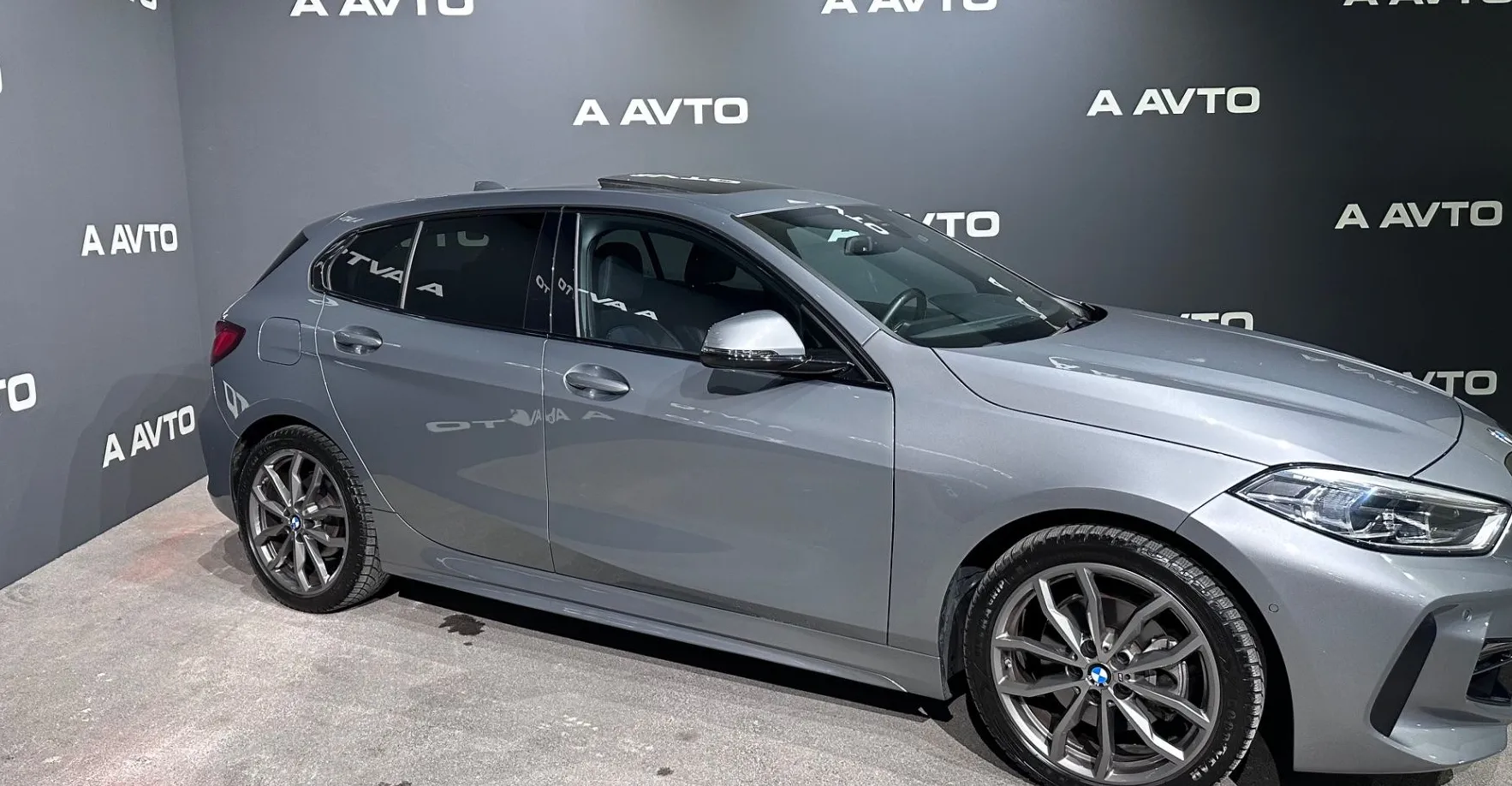 Zunanja slika - BMW Serija 1 - : 118d M Sport AVT.-PANORAMA-KAMERA-LED-MEMORY-ACC.. - 3